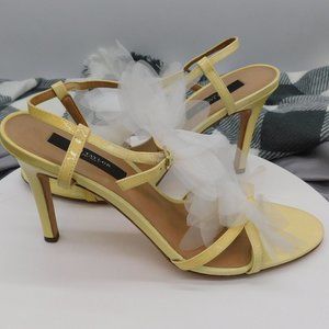 Ann Taylor Butter Yellow Flower Heel